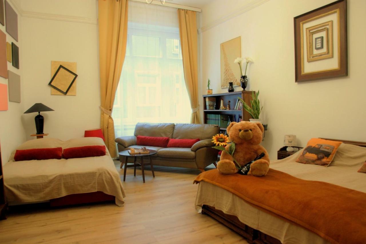 Abc Apartment บูดาเปสต์ ภายนอก รูปภาพ